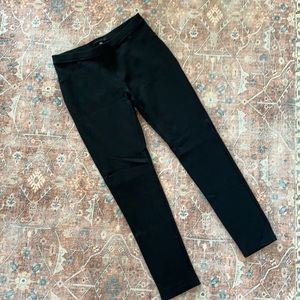 Sanctuary Black Leggings. EUC. Size M